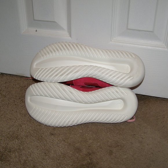 NEW size 8.5 ADIDAS Tubular Ladies Sneakers - Picture 8 of 13